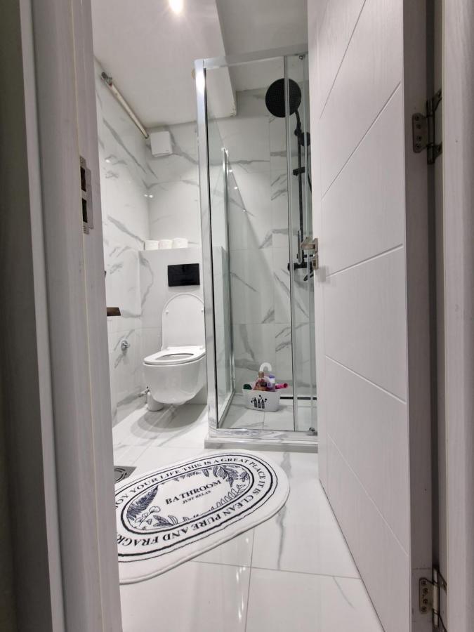 Apartment Iskra Belgrado Esterno foto